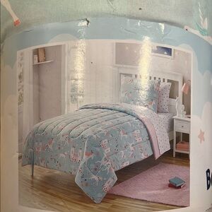 Unicorn Castle Twin Bedding Set - Blue and Pink